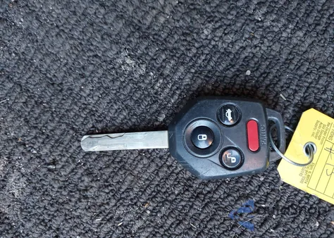 2011 Subaru Outback 2.5I Limited из США, поврежденный, VIN 4S4BRBKC8B3419969